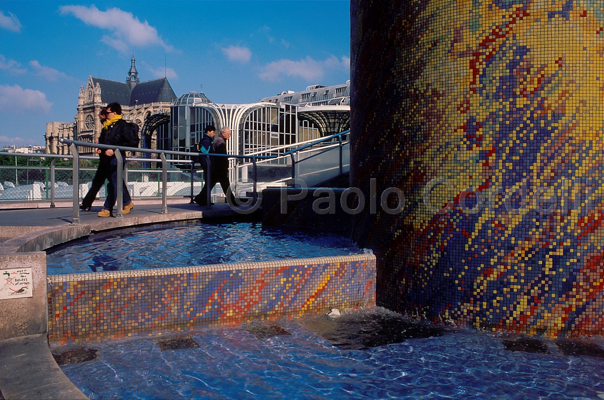 Les Halles, Paris, France
 (cod:Paris 22)